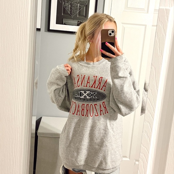 Vintage Tops - Arkansas Razorbacks Vintage Soft Crewneck